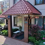 Goscinne Atol Homestay