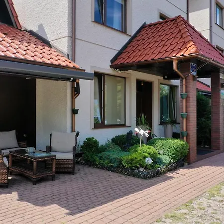 Goscinne Atol هيل