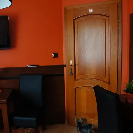 Quarto em Acomodações Particulares Goscinne Atol
