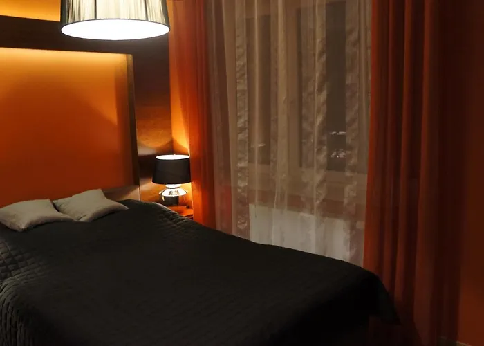 Goscinne Atol * هيل