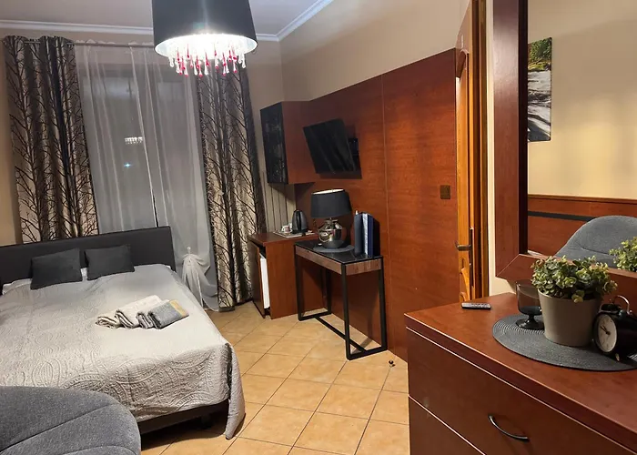 Goscinne Atol * هيل